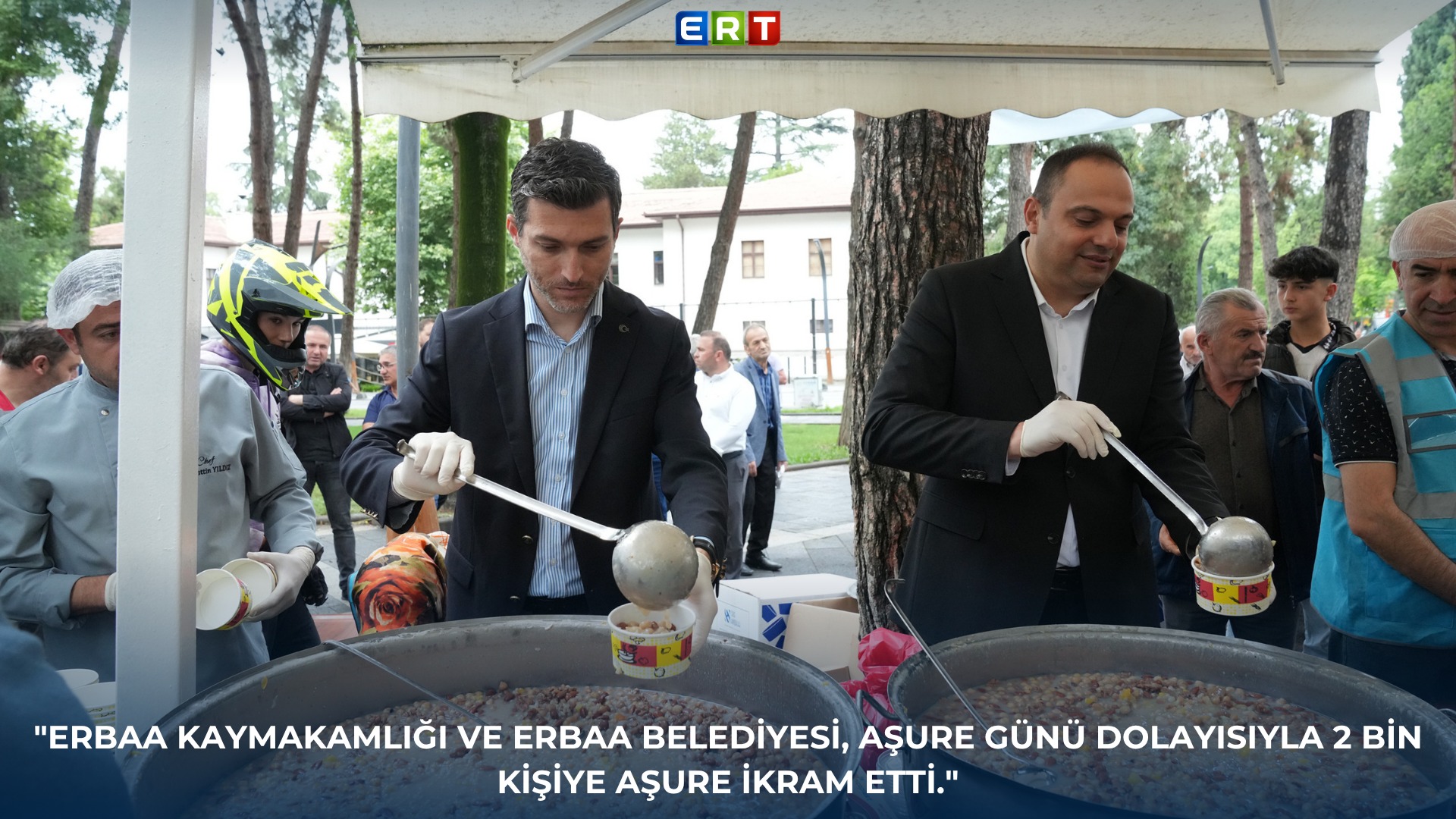 Aşure Günü Dolayısıyla 2 Bin Kişiye Aşure İkram Edildi.